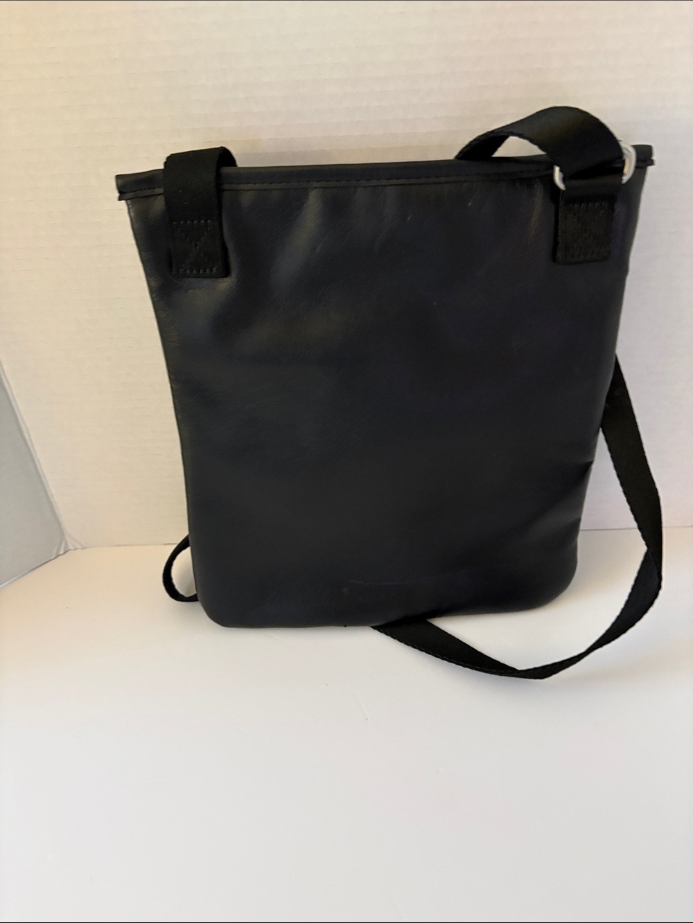 Ferrari Black Messenger Bag with Red Zip - Picture 2 of 8
